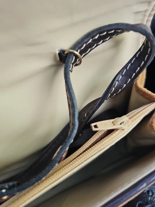 Bolso mano vintage Loewe años 70
