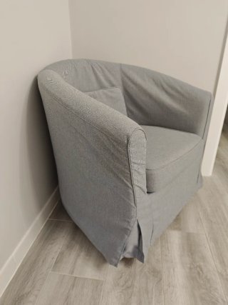 Sofá de tela gris Ikea