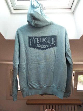 Sudadera con capucha azul COTE BASQUE espalda