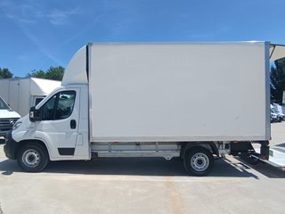 FIAT Ducato 2.3 CHASIS CAJA CERRADA CON TRAMPILLA