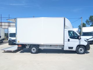 FIAT Ducato 2.3 CHASIS CAJA CERRADA CON TRAMPILLA