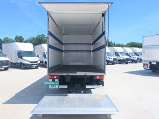 FIAT Ducato 2.3 CHASIS CAJA CERRADA CON TRAMPILLA