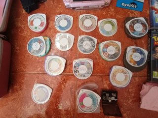 PSP Rosa con 10+ juegos/películas