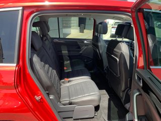 🚘 Volkswagen Touran R-Line 1.5 TSI 110kW (150CV)