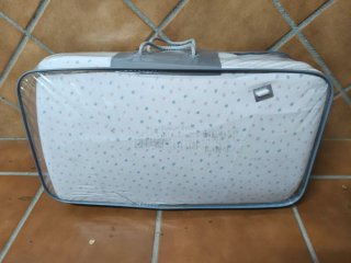 Chichonera para cuna de bebé niña