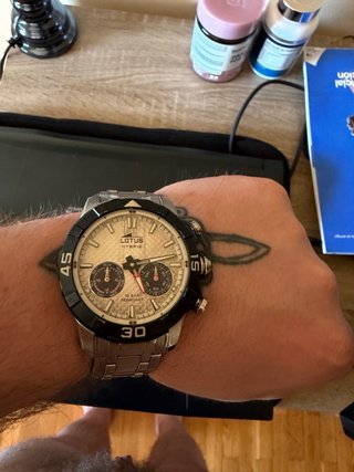 Reloj Lotus Hybrid