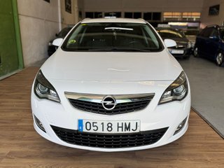 Opel Astra 1.7 st cdti 130 cv sport bimasa nuevo