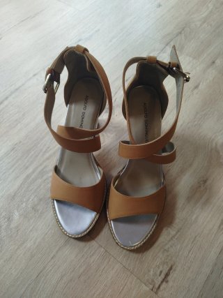 Sandalias Adolfo Dominguez Marrón y Plata