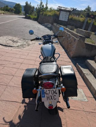 Triumph Bonneville T100 Beige/Blanco