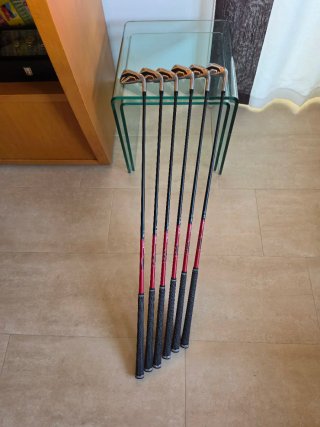 Hierros Cobra Aerojet One Length 5-PW Grafito Regu