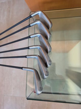 Hierros Cobra Aerojet One Length 5-PW Grafito Regu