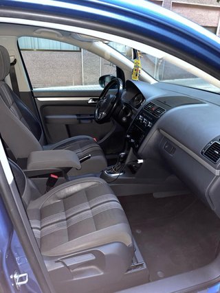 Volkswagen Touran match 2012