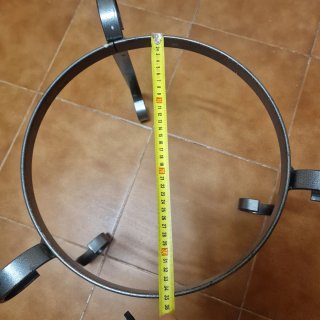 Soporte para maceta de metal