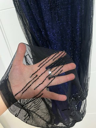 Vestido azul con pedrería