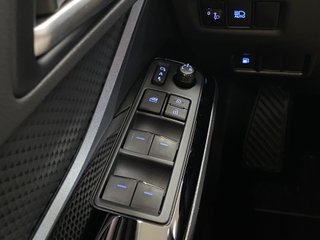 Toyota C-HR Advance 2.0 180H e-CVT HEV EL TOP!!!!!