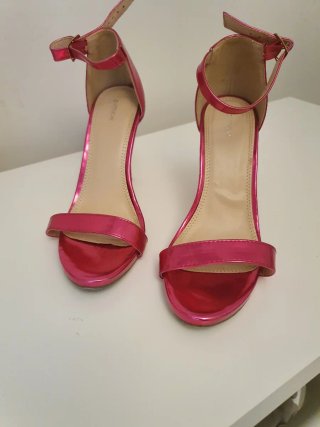 Tacones rosa metalizado