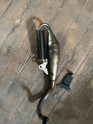 Tubo de escape Arrow