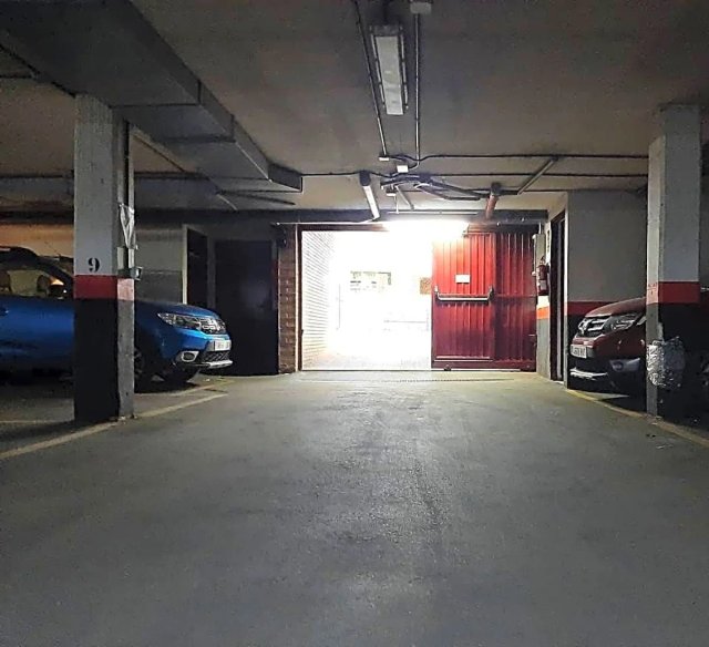 PLAZA DE GARAGE EN CIUDAD JARDIN - Imagen 2