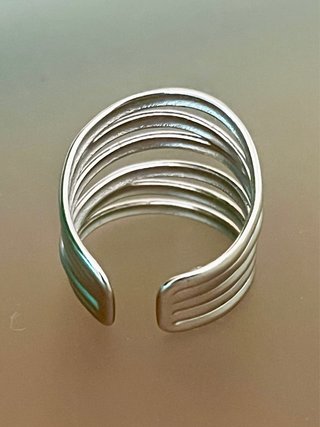 Anello in acciaio argentato