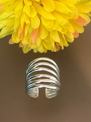 Anello in acciaio argentato
