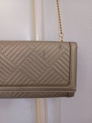 Borsa Love Moschino oro trapuntata