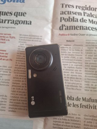 LG KU990i - Teléfono Móvil Negro