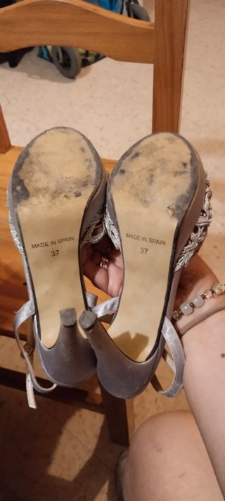 Zapatos de tacón plateados Ángel Alarcón T.37