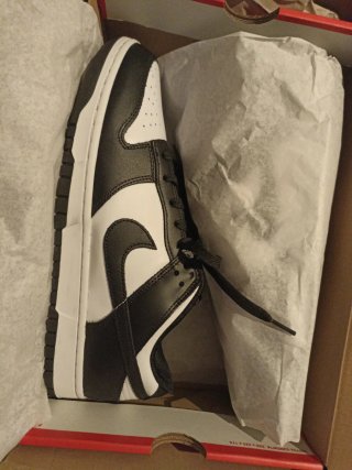 Nike Dunk Low Blanco y Negro
