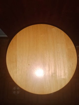 Taburete de madera y metal ajustable