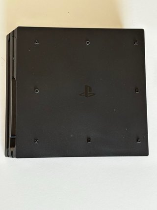 PS4 Pro 1TB + 100 juegos + 2 Mandos + Cables