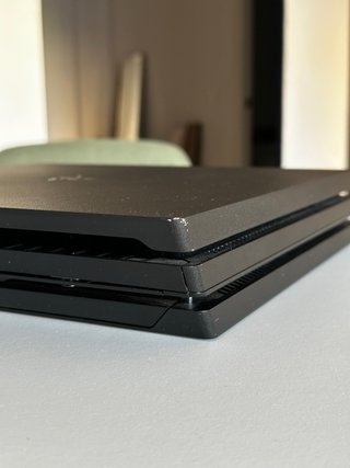 PS4 Pro 1TB + 100 juegos + 2 Mandos + Cables