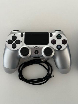 PS4 Pro 1TB + 100 juegos + 2 Mandos + Cables