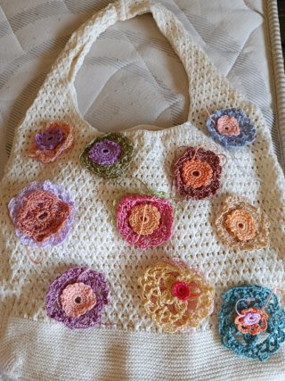 FANTASTICOS FLORES  en un bolso "GRAN VERANO"