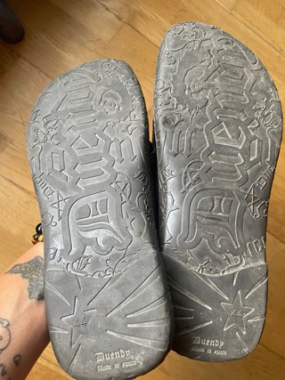 Chanclas de piel para hombre