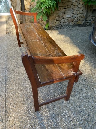 Banco de madera rústico
