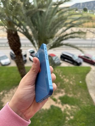 iPhone 13 - 100% Batería