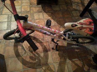 Bicicleta infantil Hello Kitty
