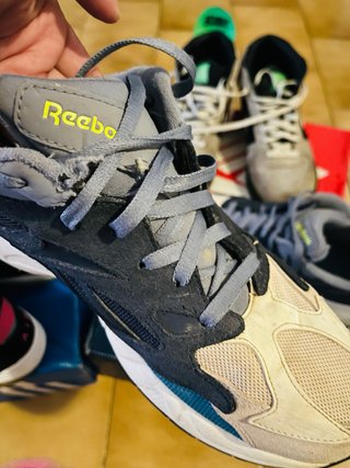 Zapatillas Reebok Talla 43 Negras y Grises