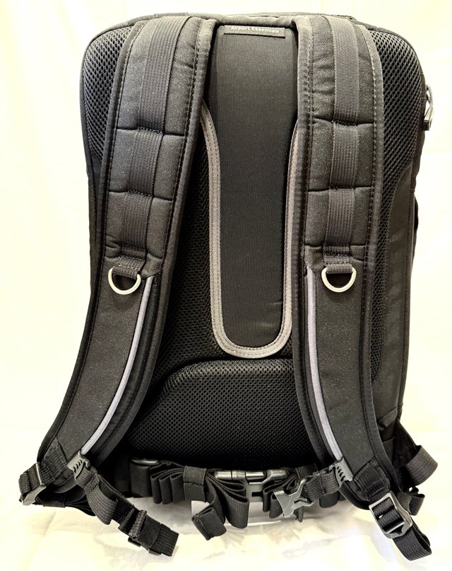 Zaino Think Tank Nero/Grigio Nuovo