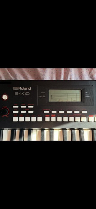 Teclado Roland E-X10 + Cable y Atril