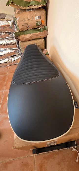 Asiento Mono Vespa GTS