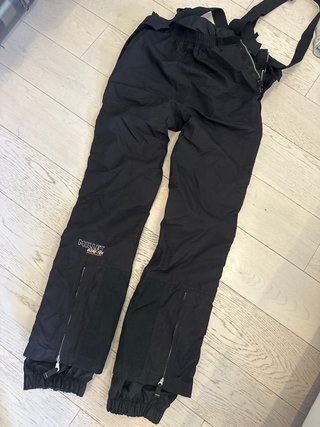 Pantalón Millet impermeable Talla M gore tex