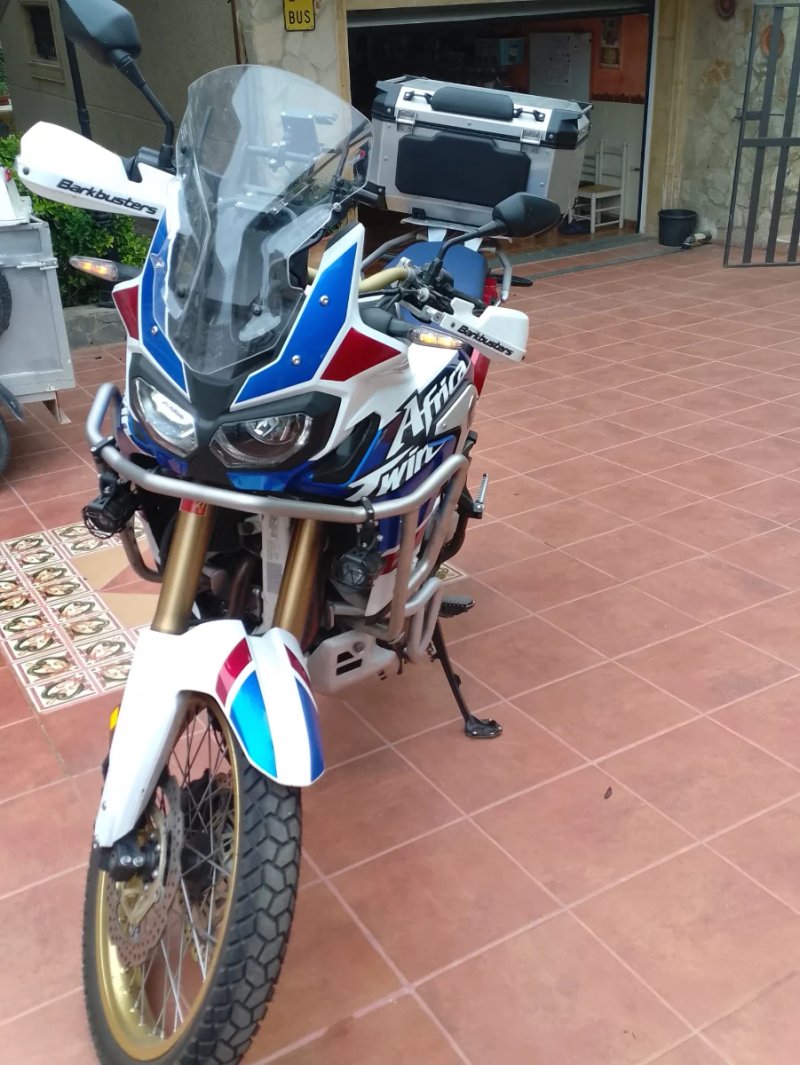Honda Africa Twin Adventure Moto