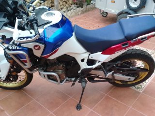 Honda Africa Twin Adventure Moto