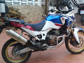 Honda Africa Twin Adventure Moto