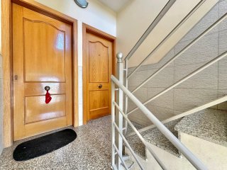 Oportunidad! Piso amplio y muy luminoso de 84 m²