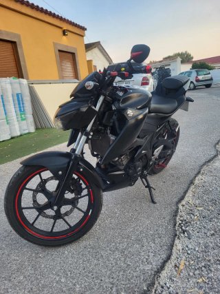 Suzuki GSX-S 125cc Negra