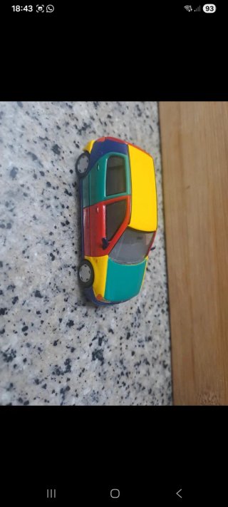 Coche VW Polo Arlequín 1:43