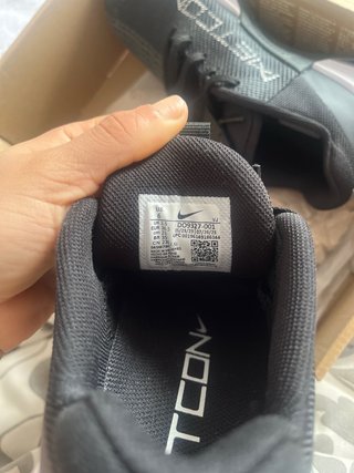 Zapatos Nike Metcon Negros y Blancos