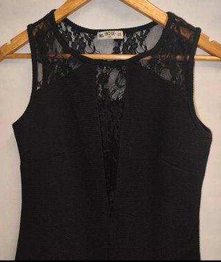 Body de encaje negro mujer
